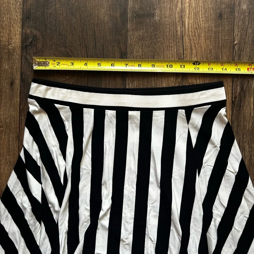 Bebe High Low Midi Skirt - Picture 3 of 3